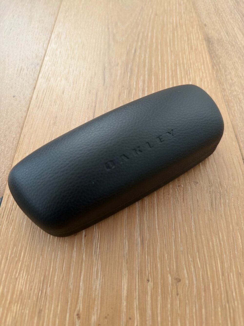 Oakley Hard Clamshell Sunglasses Eyeglasses Case Black Glasses Eyewear